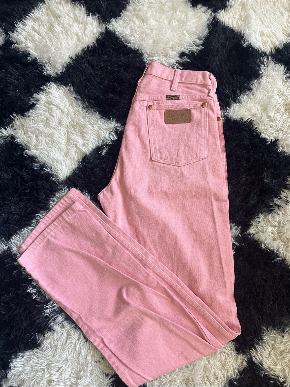 Wrangler Pink High-Rise Straight Jeans